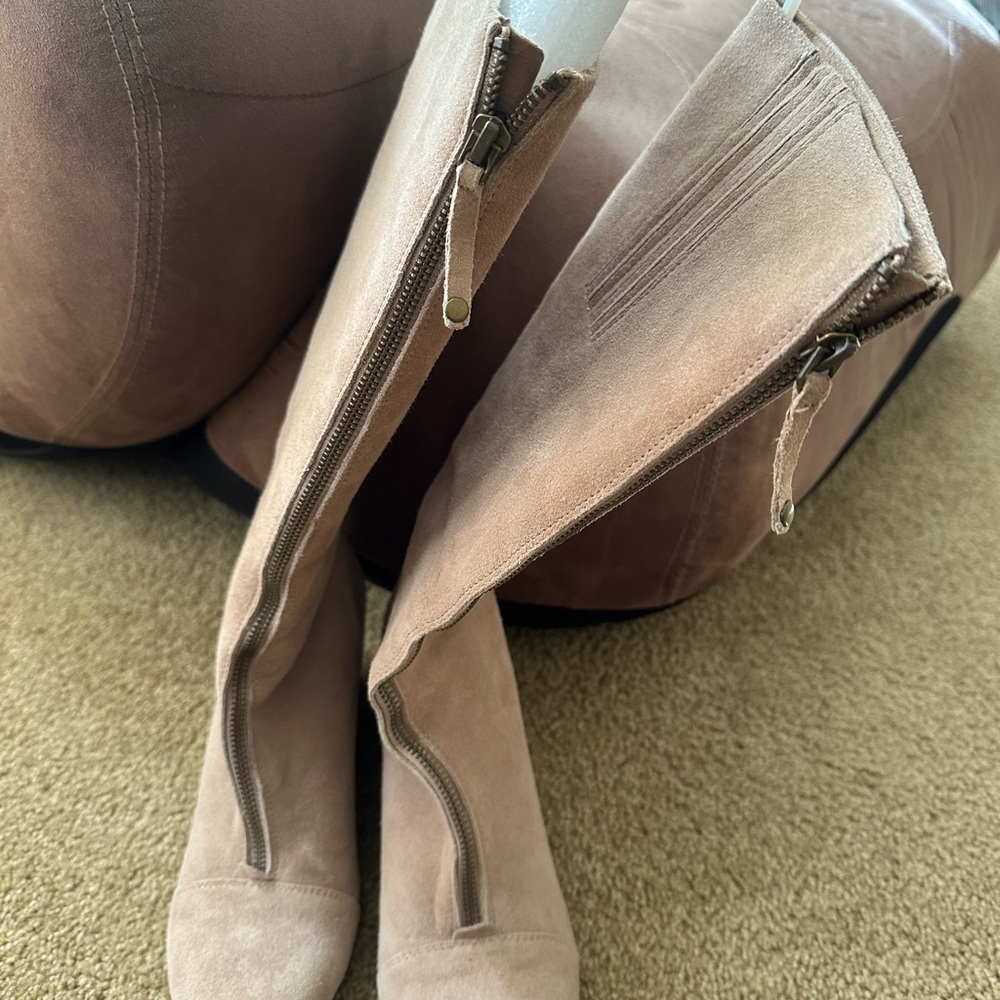 Gentle Soul suede boots.
